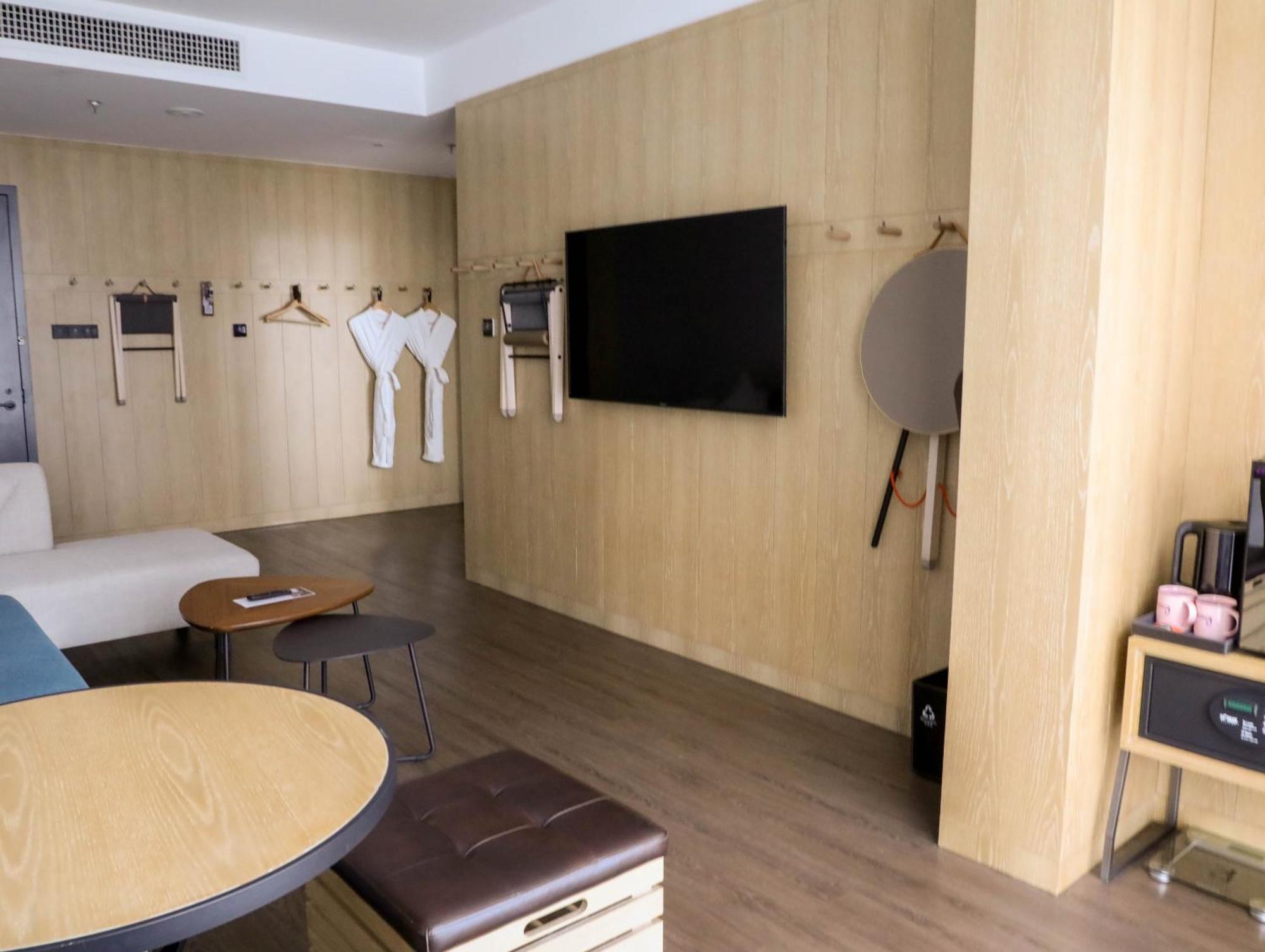 ホテル Moxy Shenzhen North Station エクステリア 写真
